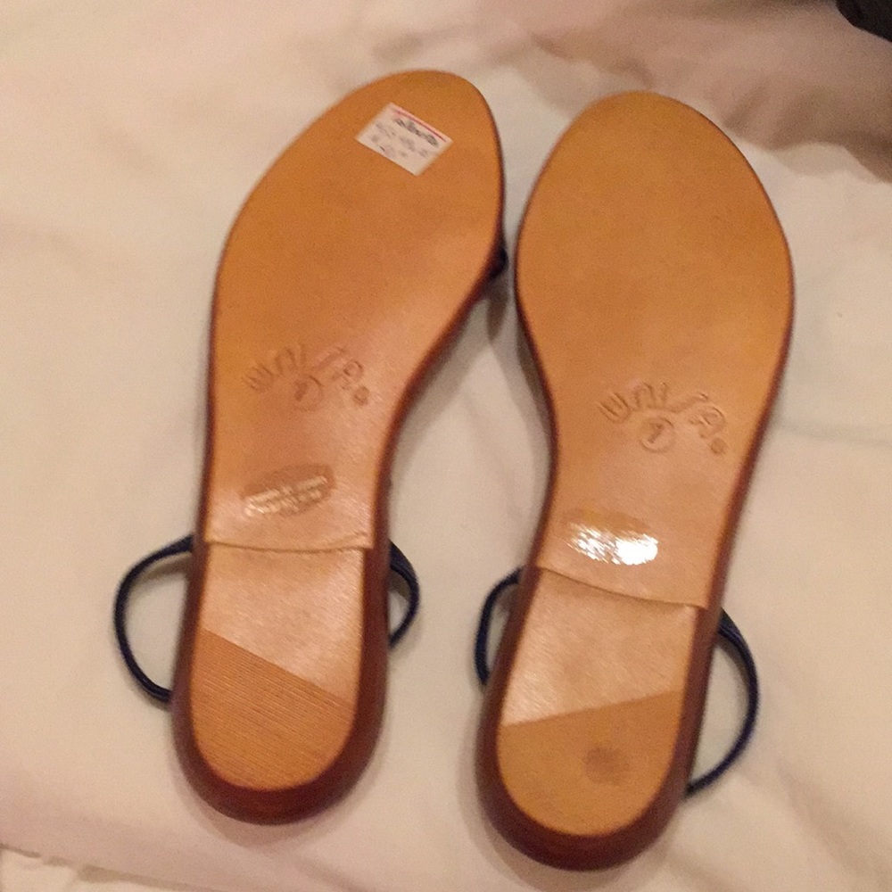 Shoes - Picture 2 of 6